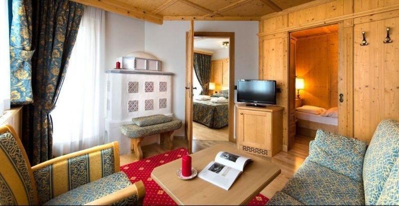 Alpen Hotel Corona Vigo di Fassa Kültér fotó