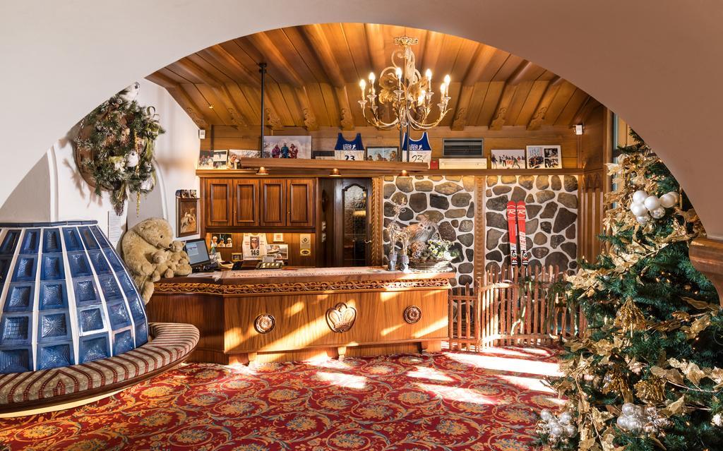 Alpen Hotel Corona Vigo di Fassa Kültér fotó
