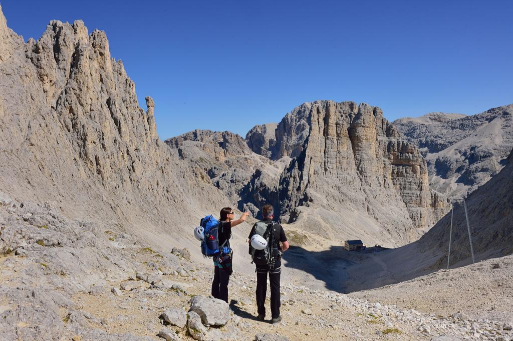 Alpen Hotel Corona Vigo di Fassa Kültér fotó
