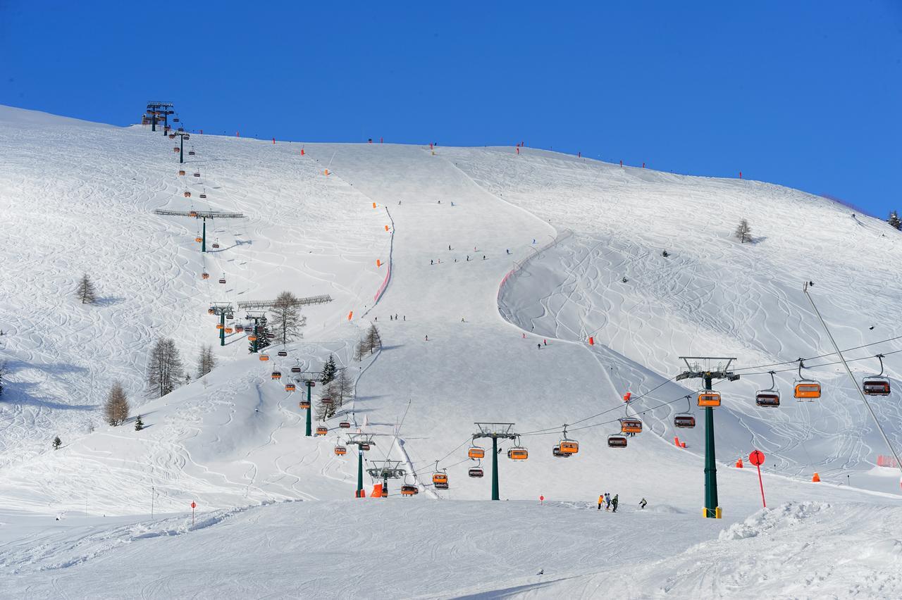 Alpen Hotel Corona Vigo di Fassa Kültér fotó